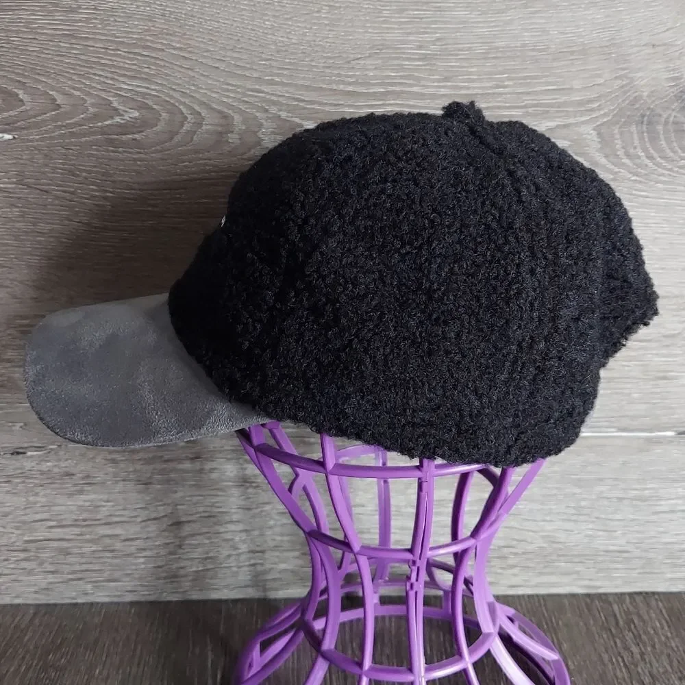 Zyia Active Hat Black Sherpa Gray suede Bill Adjustable Strapback Cap